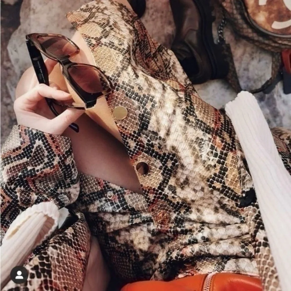 NWT Zara High Waist Snakeskin Print Skirt Orange Brown Midi Size S Office Baddie - Picture 2 of 10